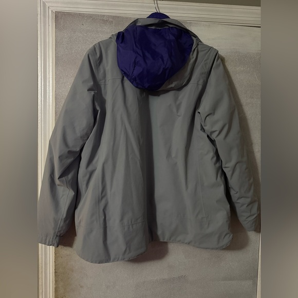 Women’s coat - Picture 3 of 8